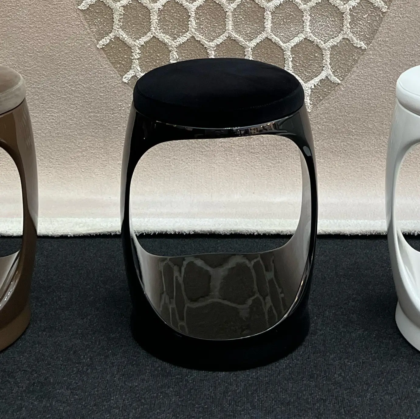 Photo_03_Decorex_23_Signet_Ring_Black_01_carree