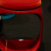 Photo_04_M&O_0923_stand_products_Signet_Ring_Red_02