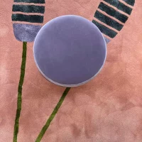 Photo_09_Decorex_1022_Signet_Ring_Top_Lilac_Tinged_Leaves_Lush_01