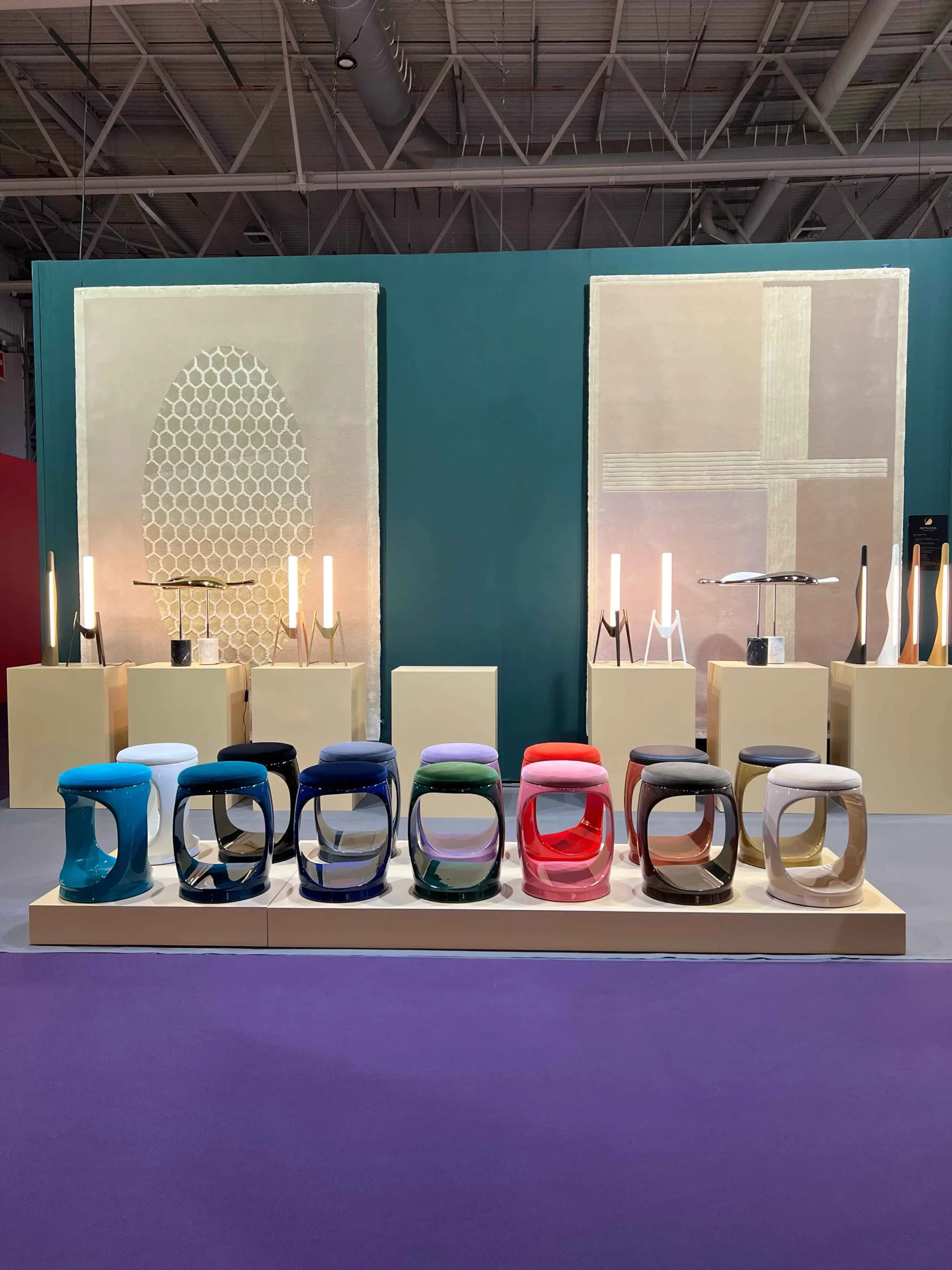 Photo_10_MO_0924_Signet_Ring_products_booth_01_portrait_modifiee_10